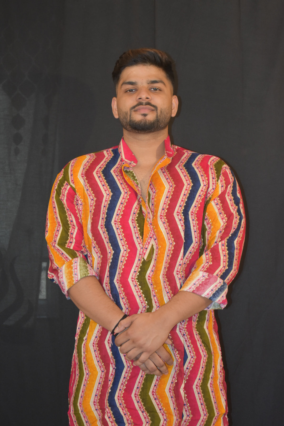 GEOMETRIC Print MULTICOLOR Rayon Kurta for Men